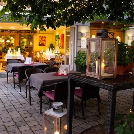 Hotel Drei Koenig 3*